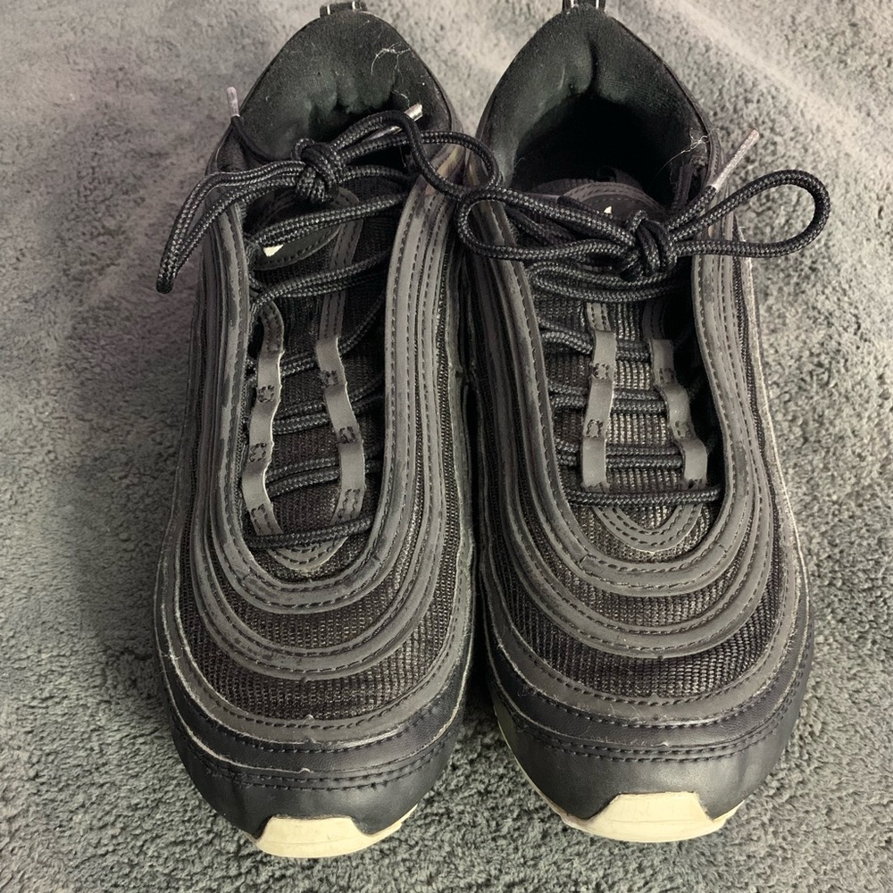 Used Women’s Nike Airmax 97’s | size 8.5